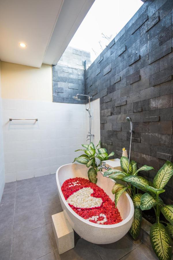 Villa Hitam Putih Legian Bali Seminyak Exterior foto
